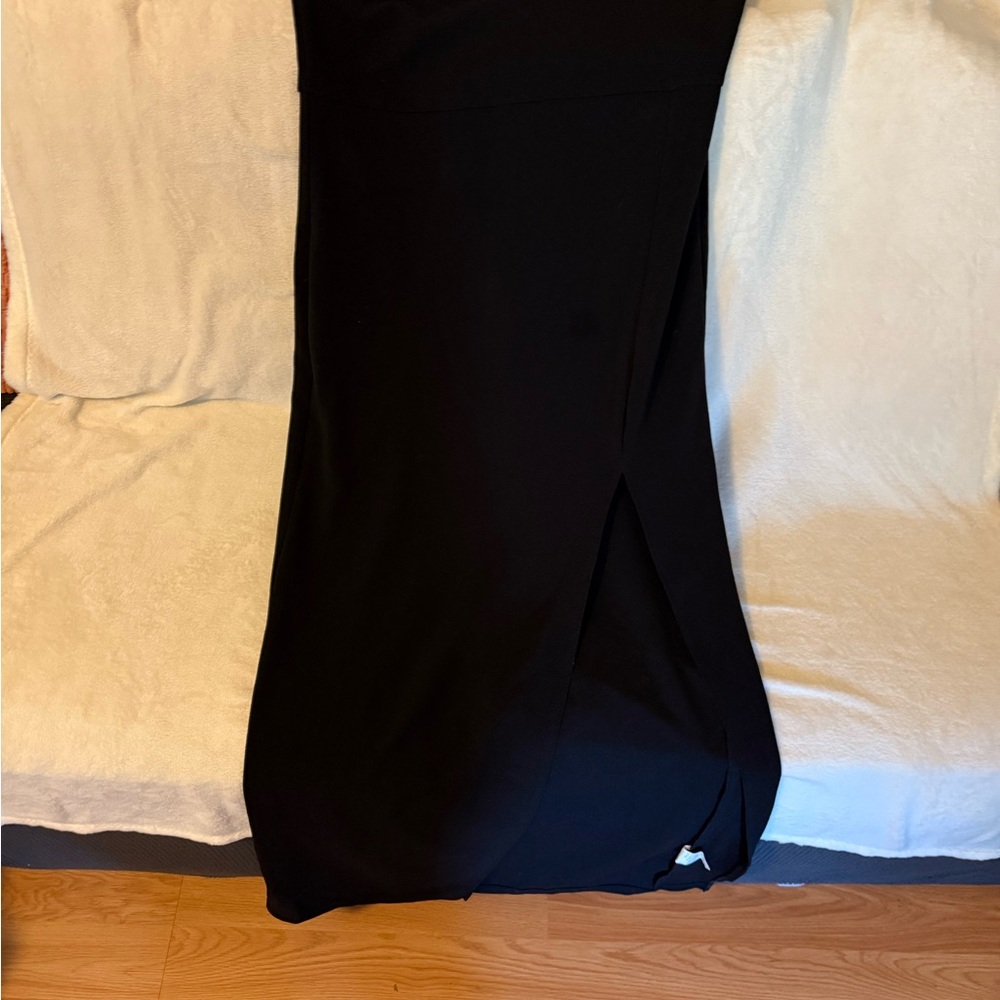Elegant Black Maxi Dress